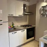 아파트 3 Min To Ac W Garden Or Balcony - Il Lupo Affitta 카톨리카