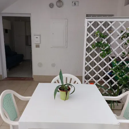 3 Min To Ac W Garden Or Balcony - Il Lupo Affitta Apartment *