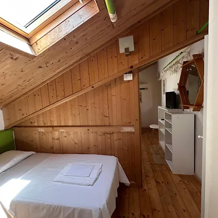 Apartmán 3 Min To Ac W Garden Or Balcony - Il Lupo Affitta *
