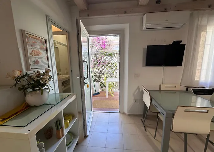 3 Min To Ac W Garden Or Balcony - Il Lupo Affitta Apartman